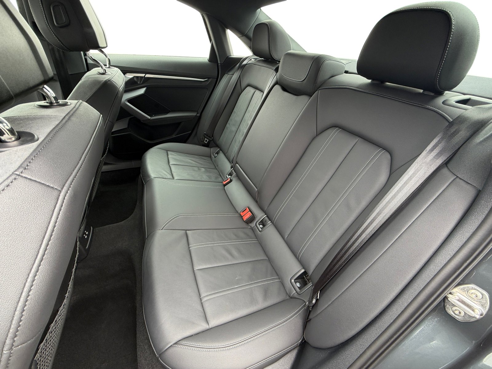 Certified 2025 Audi A3 2.0T Premium w/ Black Optic Package image 16