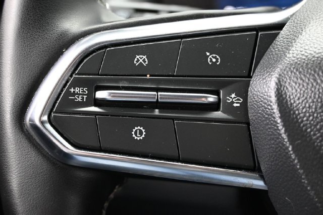 Used 2025 Chevrolet Traverse Z71 w/ Driver Confidence Package AWD/4WD image 30