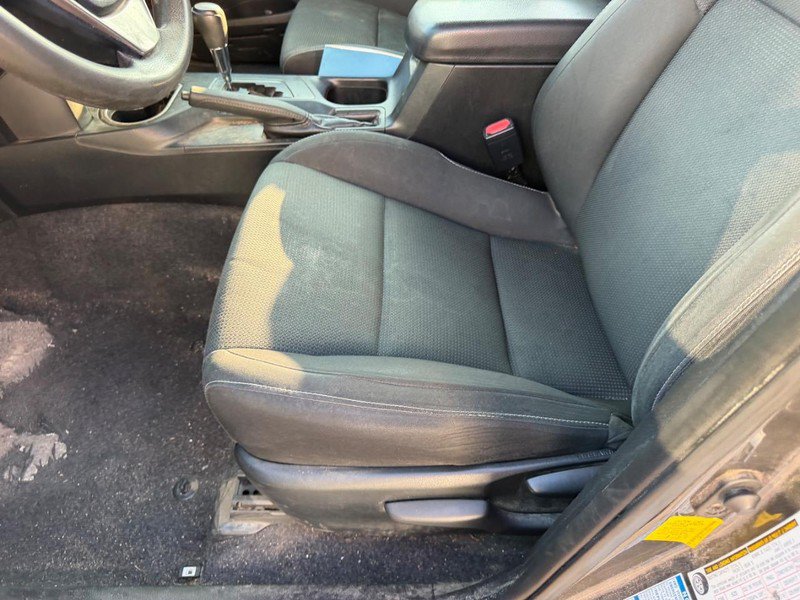 Used 2018 Toyota RAV4 LE AWD/4WD image 18