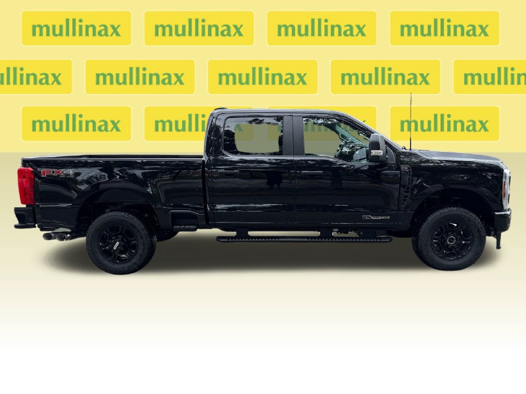 New 2026 Ford F250 4x4 Crew Cab Super Duty image 2