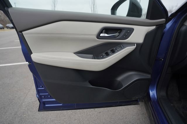 Used 2023 Nissan Rogue SL image 15