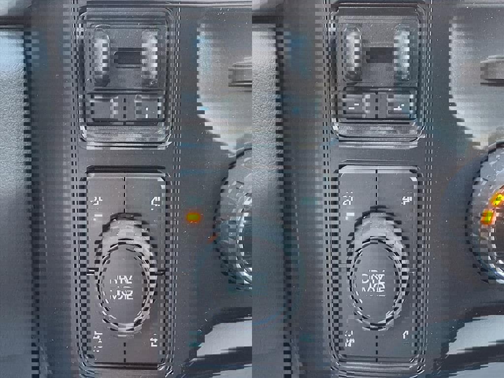 New 2026 Ford F250 XLT w/ XLT Premium Package image 36