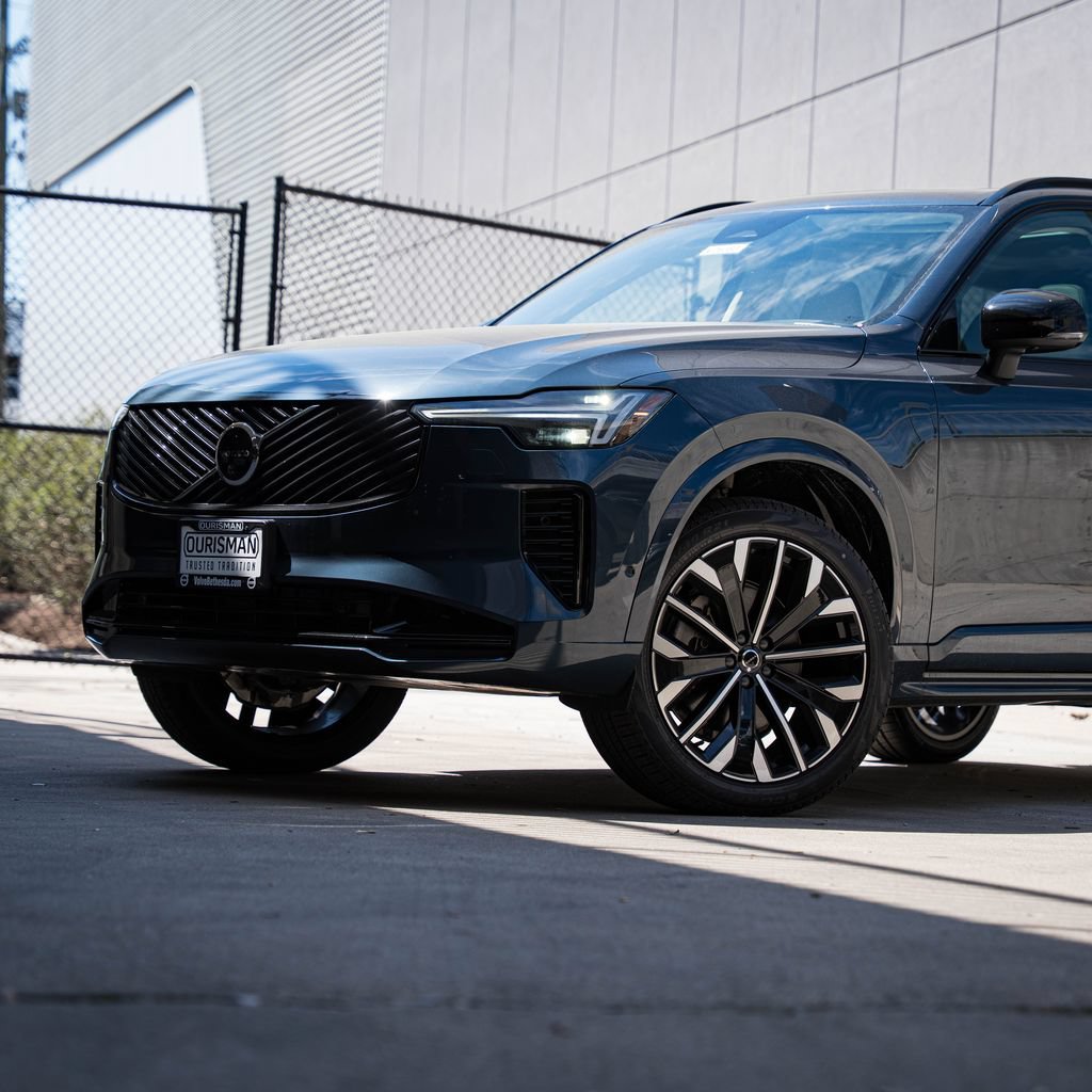 New 2026 Volvo XC90 B6 Ultra w/ Protection Package Premier AWD/4WD image 2
