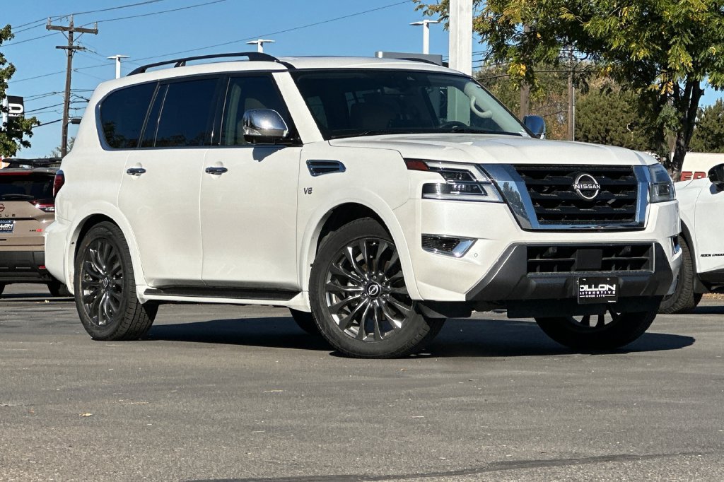 Used 2021 Nissan Armada Platinum AWD/4WD image 2
