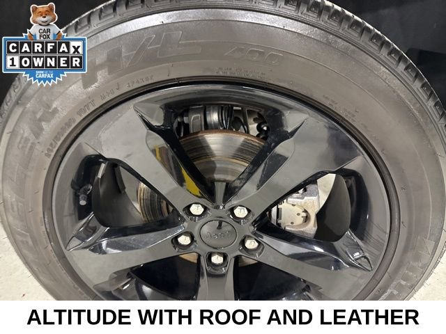 Used 2023 Jeep Grand Cherokee Altitude image 10