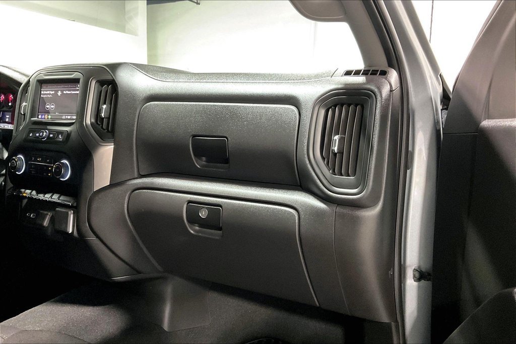 Used 2026 Chevrolet Silverado 1500 Custom RWD image 19