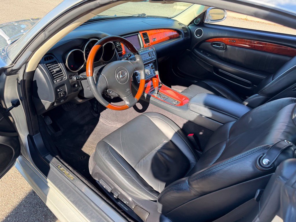 Used 2003 Lexus SC 430 Convertible RWD image 12