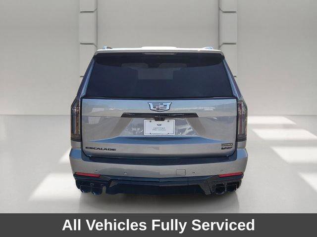 Certified 2026 Cadillac Escalade V w/ LPO, ONYX Package AWD/4WD image 4