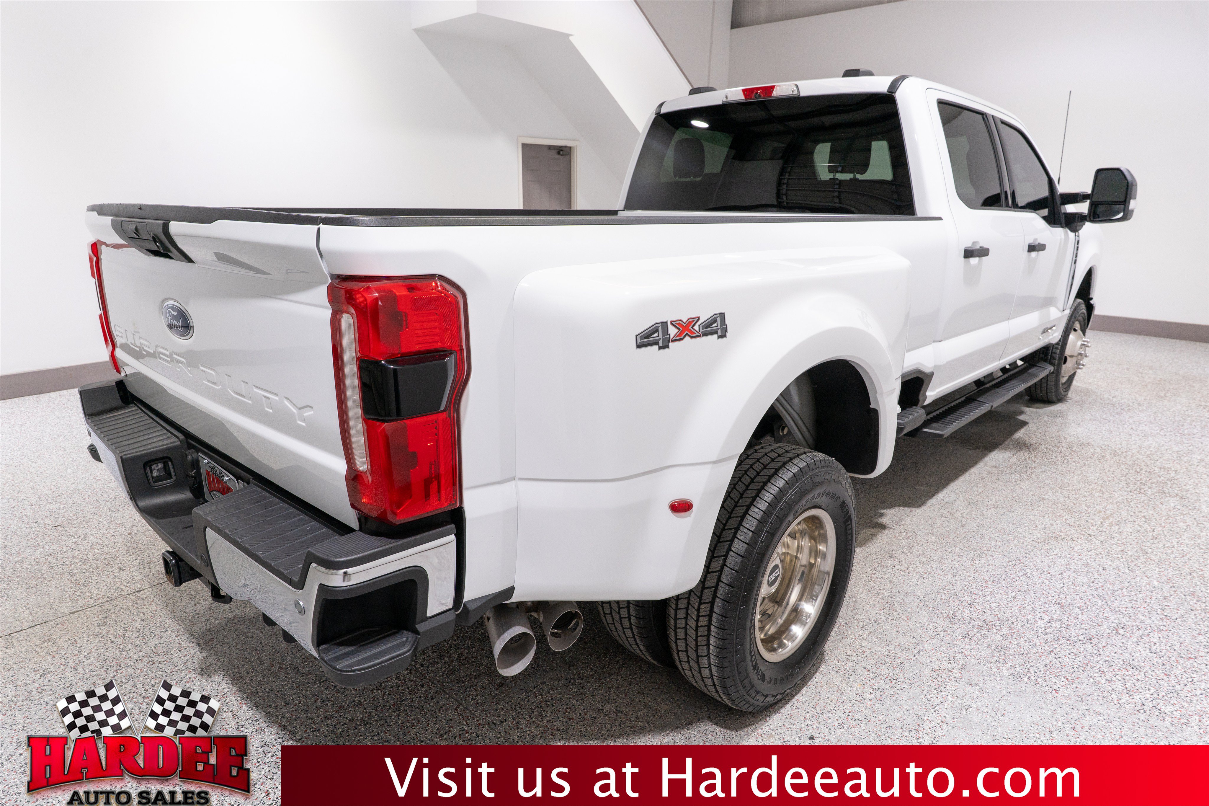 Used 2023 Ford F350 XLT w/ 360-Degree Camera Package AWD/4WD image 5