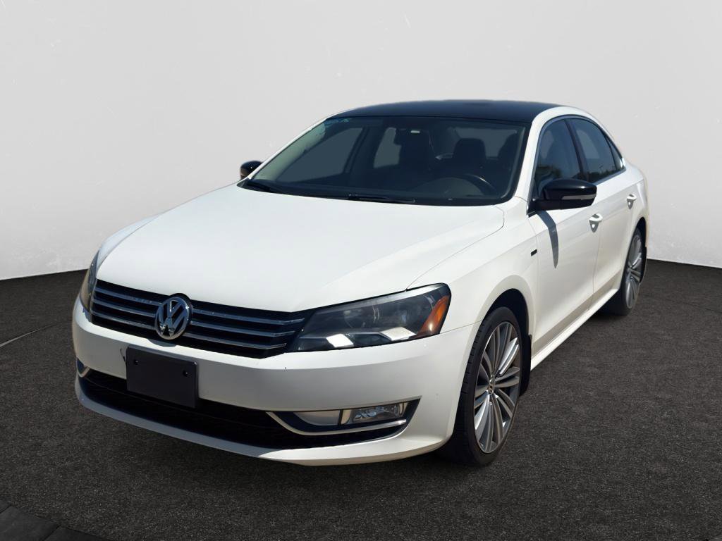 Used 2015 Volkswagen Passat 1.8T Sport FWD image 1