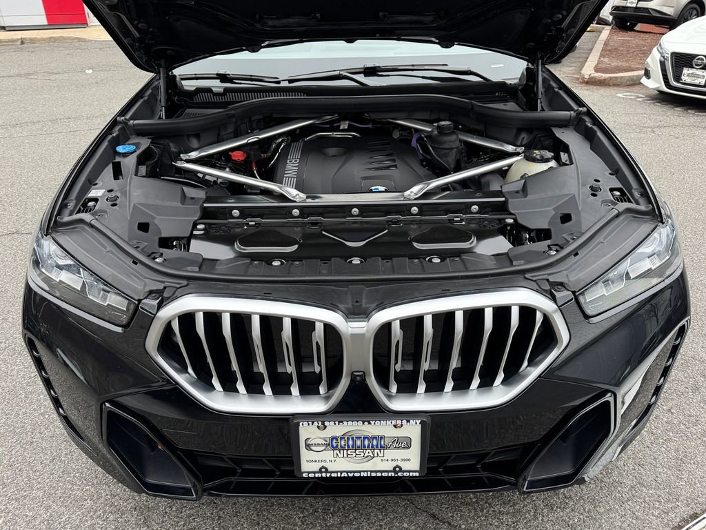 Used 2024 BMW X6 xDrive40i w/ Premium Package AWD/4WD image 27