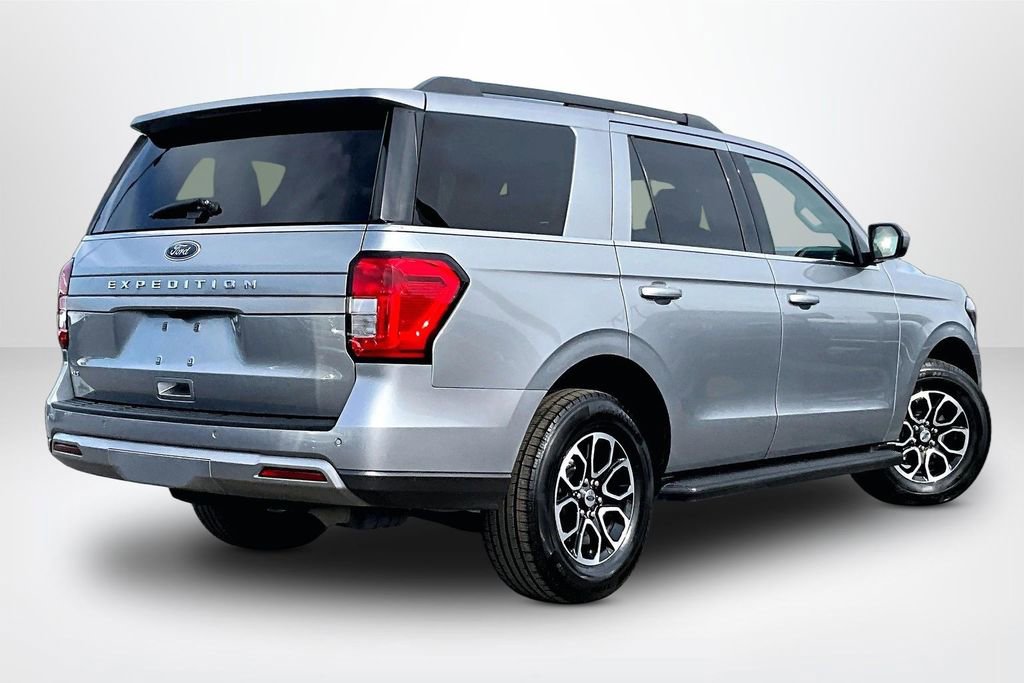 Used 2024 Ford Expedition XLT image 6