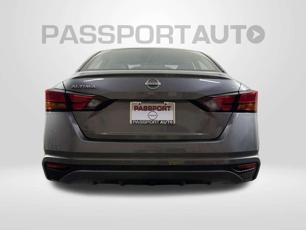 Used 2023 Nissan Altima 2.5 S FWD image 9