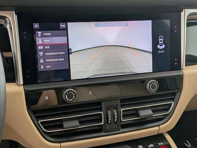 Certified 2023 Porsche Macan AWD/4WD image 19