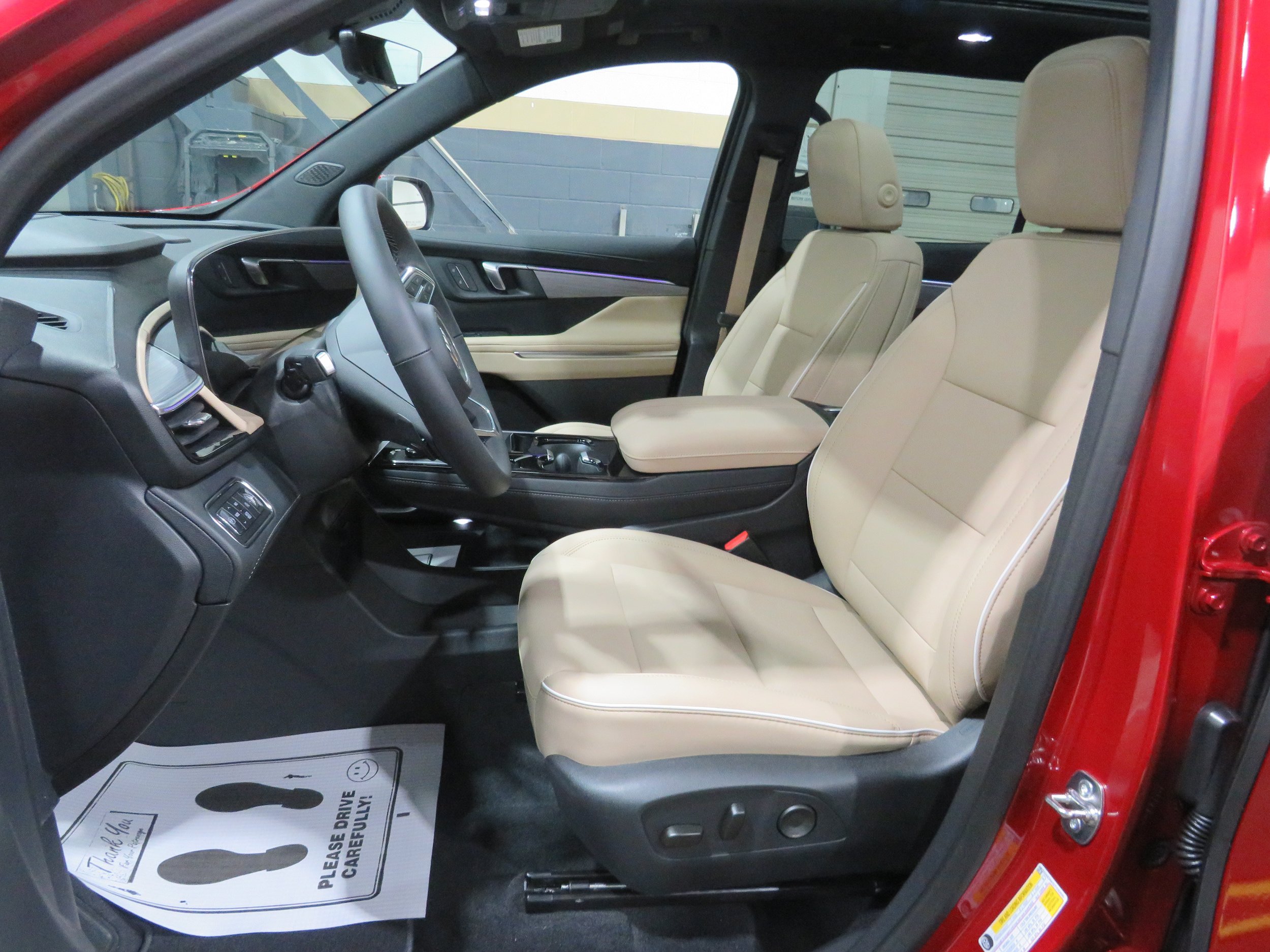 New 2026 Buick Enclave Preferred w/ Power Package AWD/4WD image 13