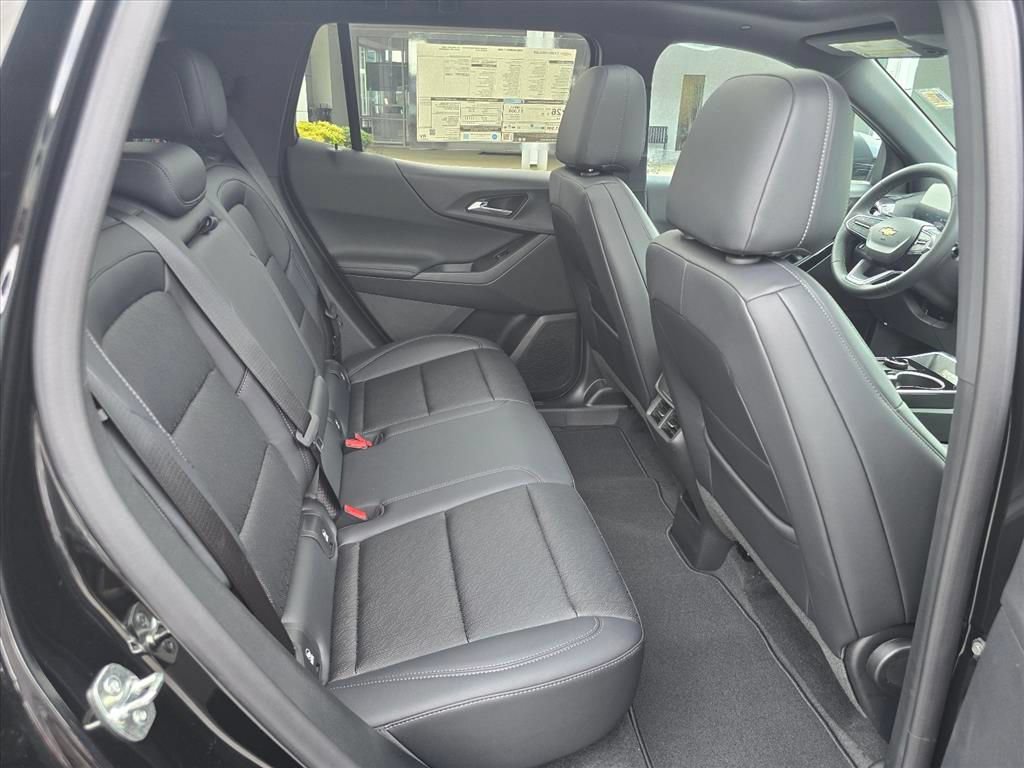 New 2026 Chevrolet Equinox LT w/ Convenience Package II AWD/4WD image 12