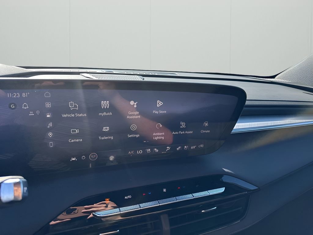 New 2026 Buick Enclave Avenir w/ Super Cruise Package image 32