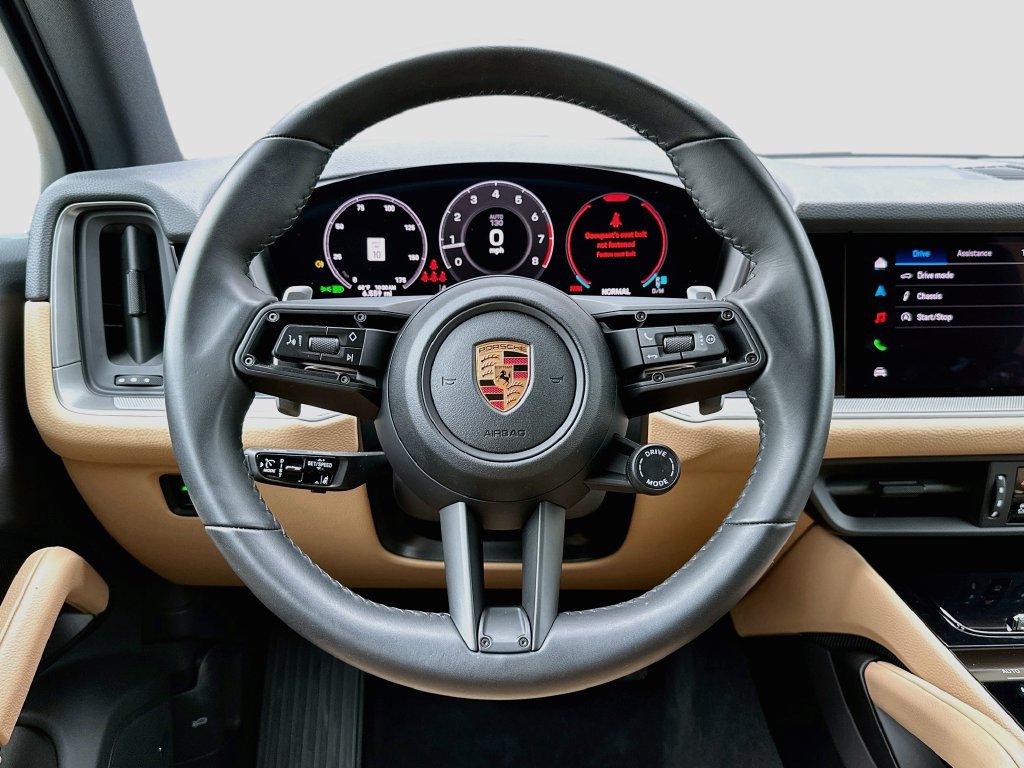 Certified 2026 Porsche Cayenne AWD/4WD image 11