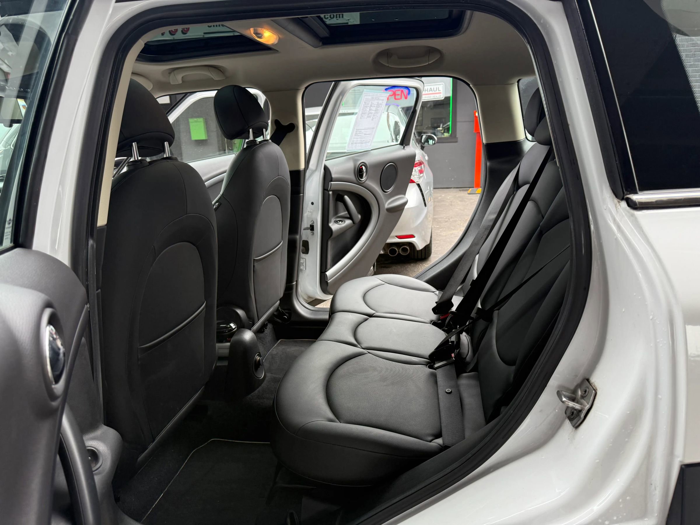 Used 2012 MINI Cooper Countryman S w/ Cold Weather Pkg image 13