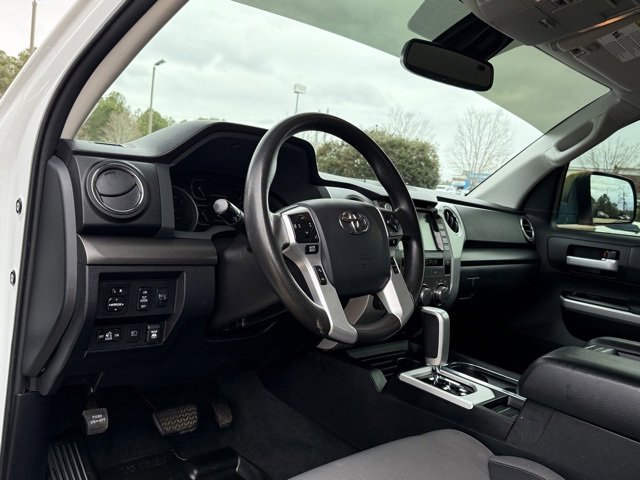 Used 2020 Toyota Tundra SR5 w/ SR5 Convenience Package image 16