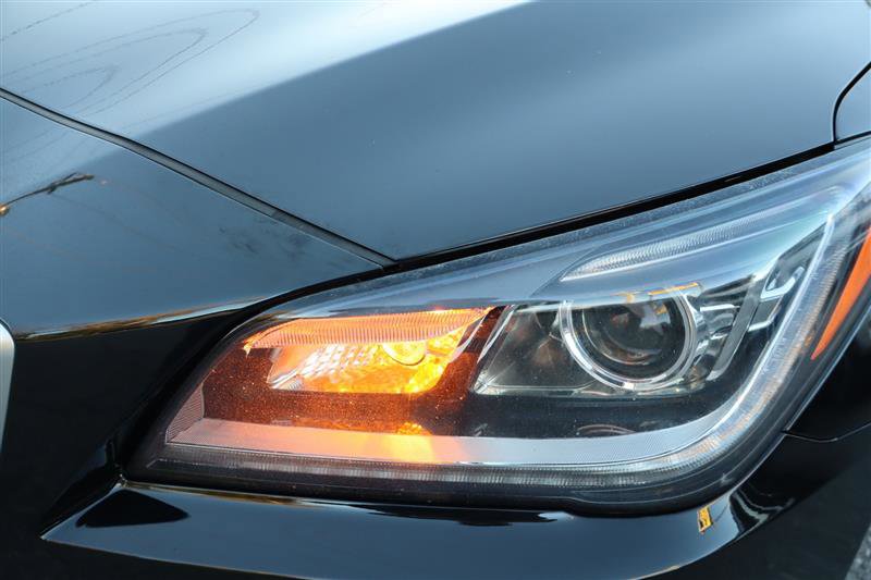 Used 2015 Hyundai Genesis 3.8 w/ Option Group 04 image 26