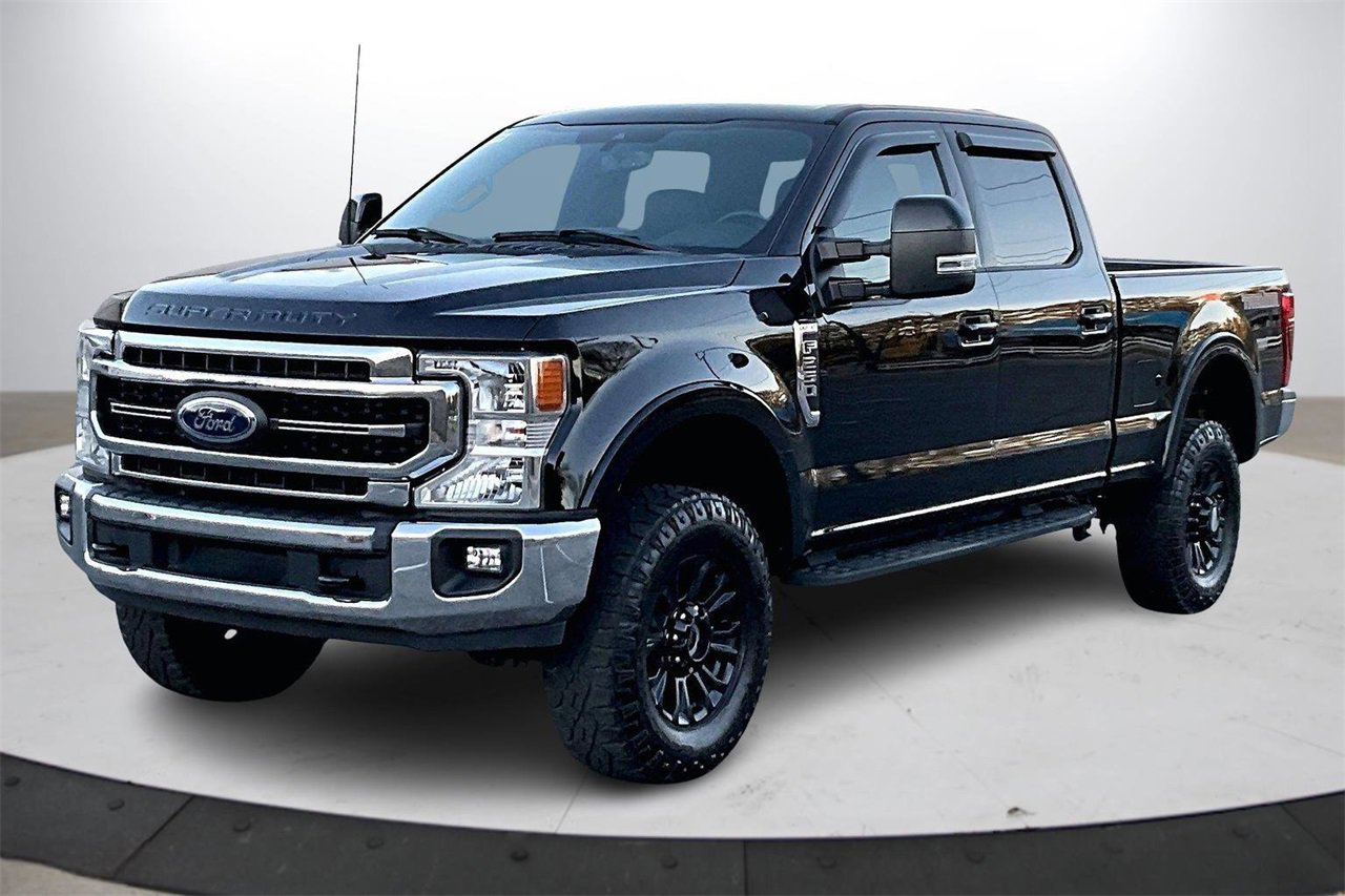 Used 2022 Ford F250 Lariat w/ Tremor Off-Road Package image 4