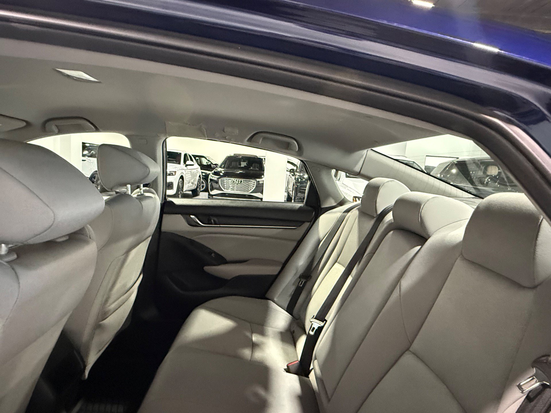 Used 2018 Honda Accord LX image 40