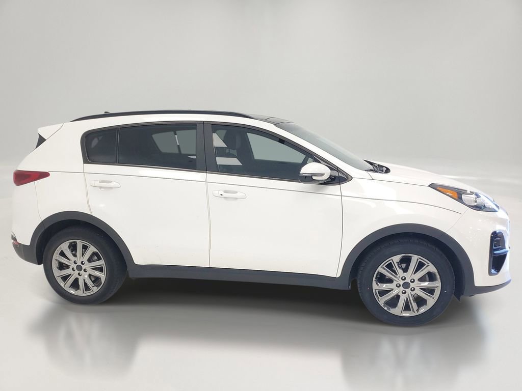 Used 2022 Kia Sportage Nightfall Edition w/ Nightfall Fwd Premium Package image 4