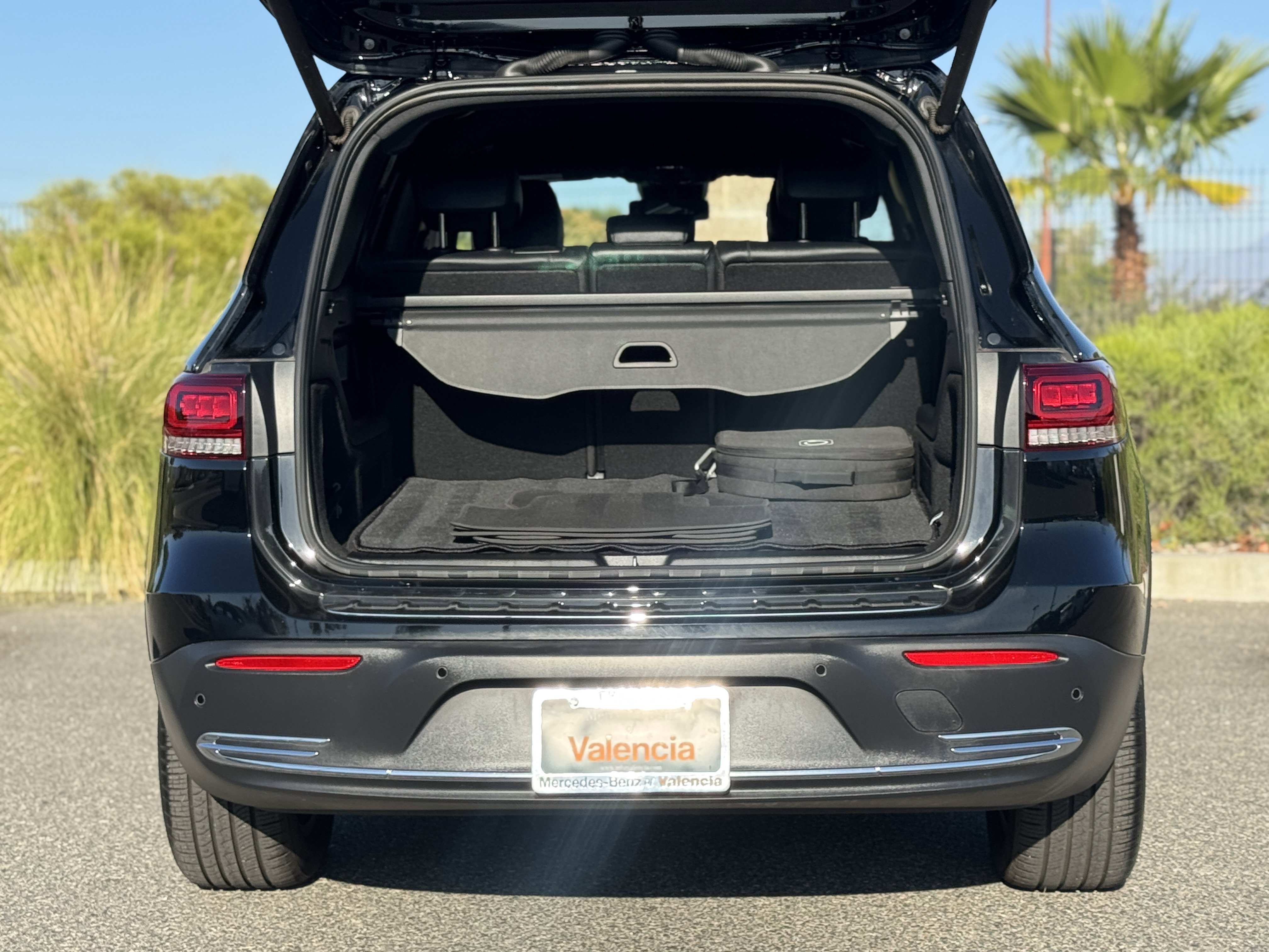 Certified 2023 Mercedes-Benz EQB 300 4MATIC image 14