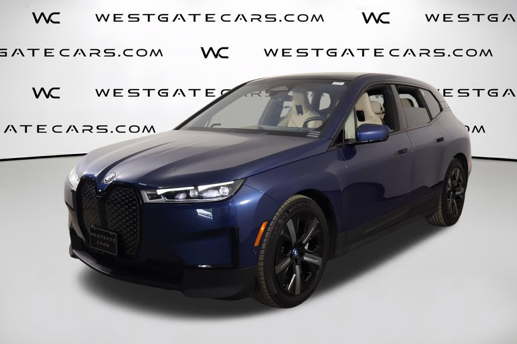 Used 2023 BMW iX xDrive50 w/ Premium Package AWD/4WD image 1