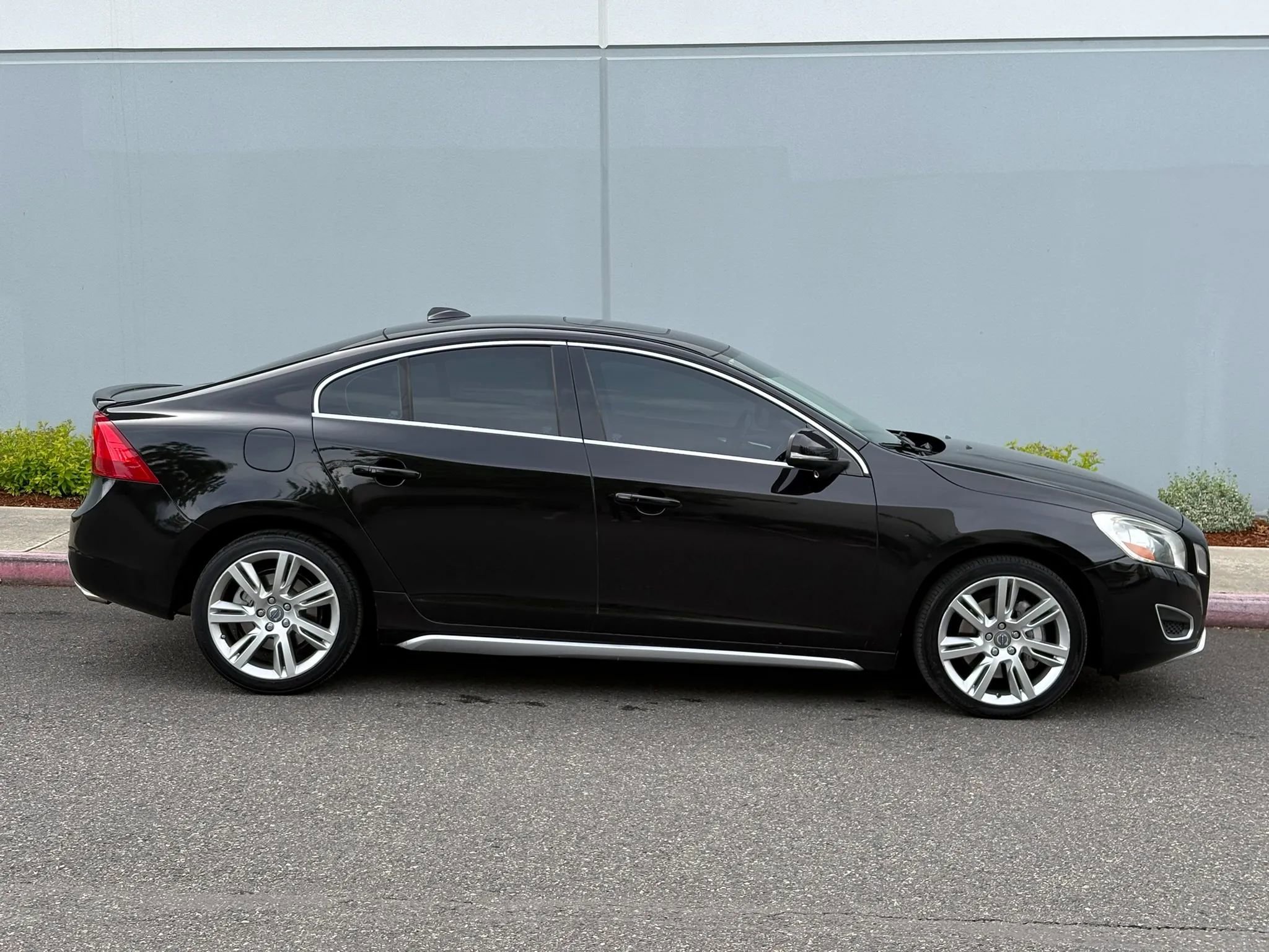 Used 2012 Volvo S60 T5 FWD image 6