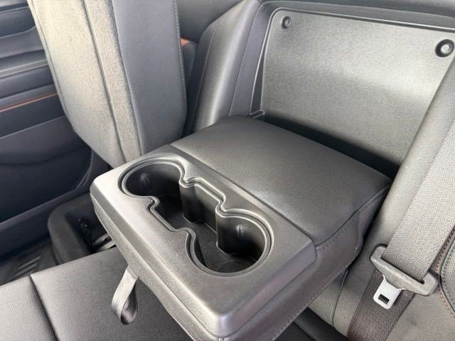 Used 2024 GMC Sierra 1500 AT4 w/ Technology Package AWD/4WD image 38