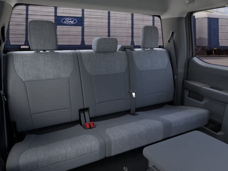New 2026 Ford F250 XLT w/ FX4 Off-Road Package AWD/4WD image 11