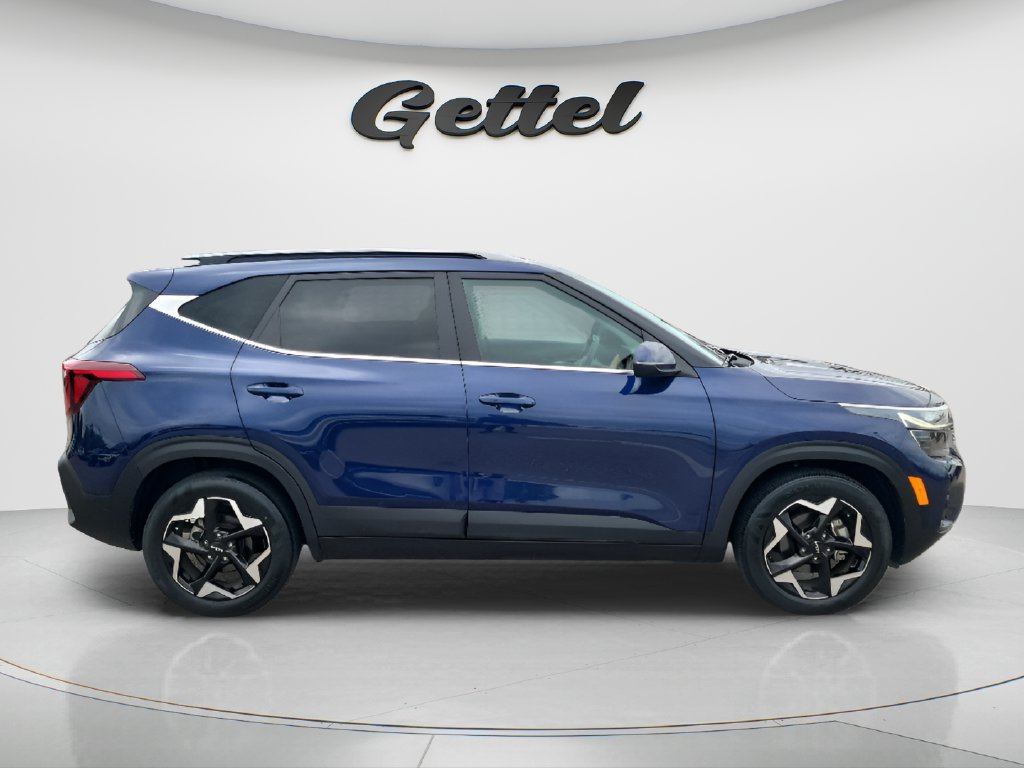 Used 2024 Kia Seltos EX FWD image 4