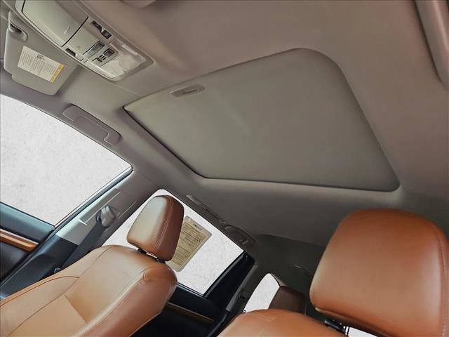 Used 2018 Toyota Highlander Limited AWD/4WD image 16