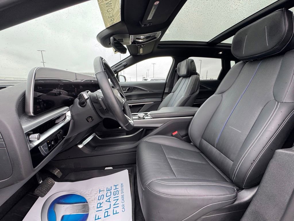 Certified 2024 Cadillac Lyriq Luxury w/ LPO, Floor Liner Package image 29
