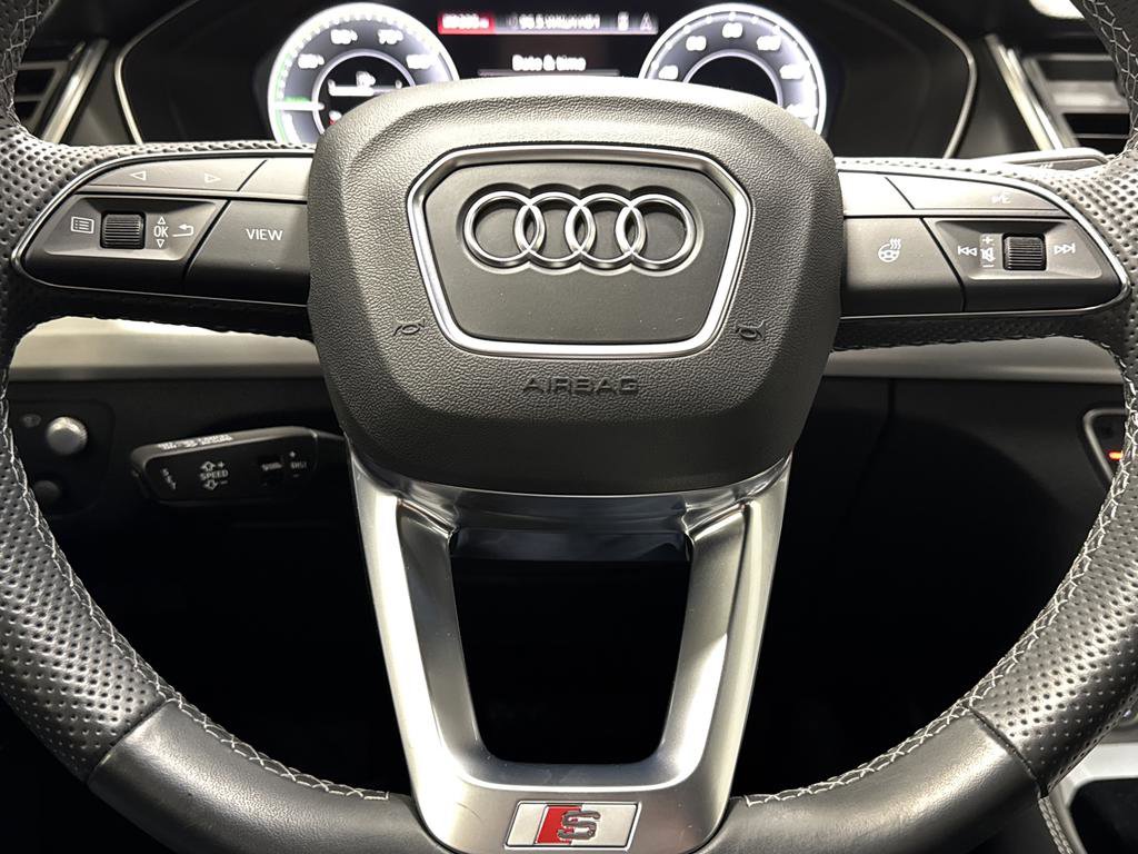 Used 2023 Audi Q5 e Prestige w/ Prestige Package image 17