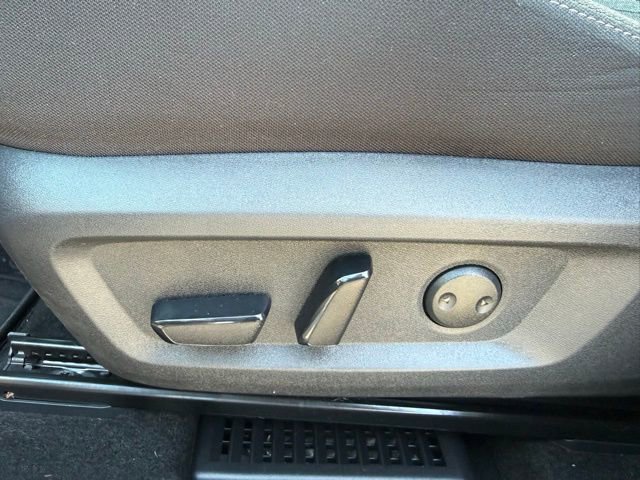 Used 2023 Nissan Rogue SV image 14