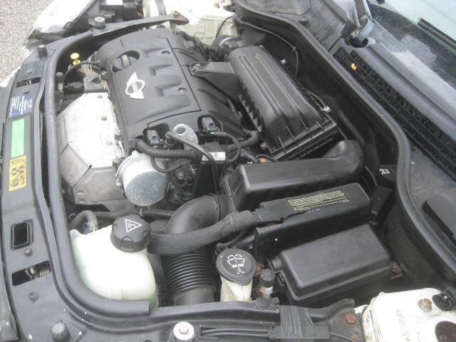 Used 2010 MINI Cooper Clubman Hardtop image 32