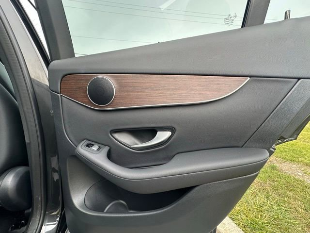 Certified 2022 Mercedes-Benz GLC 300 4MATIC image 22