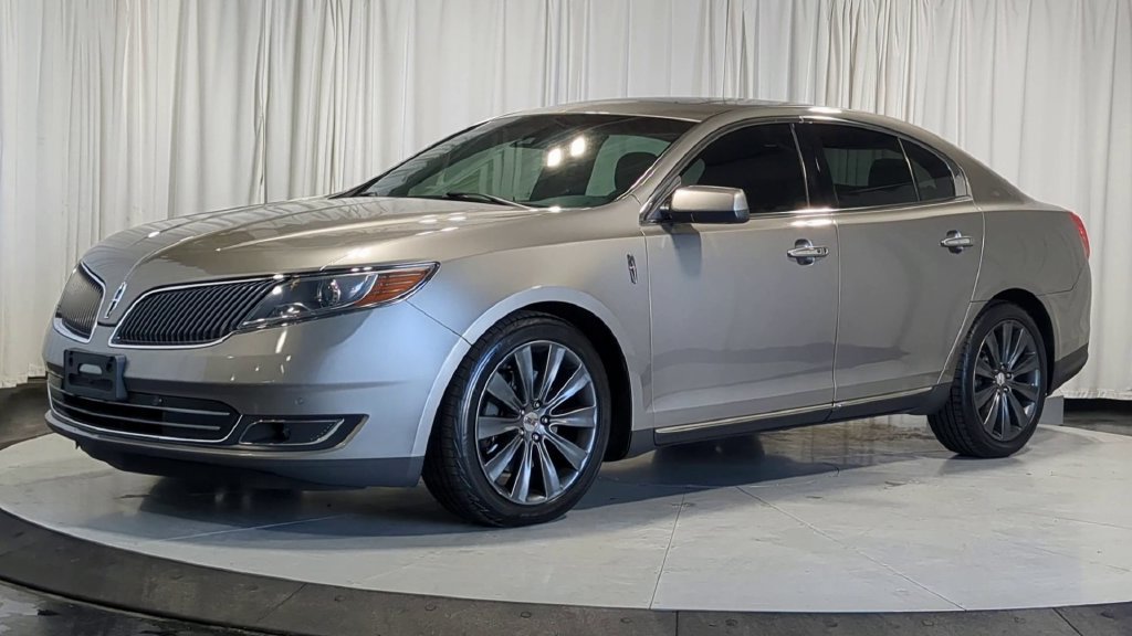 Used 2015 Lincoln MKS AWD w/ Equipment Group 201A image 5