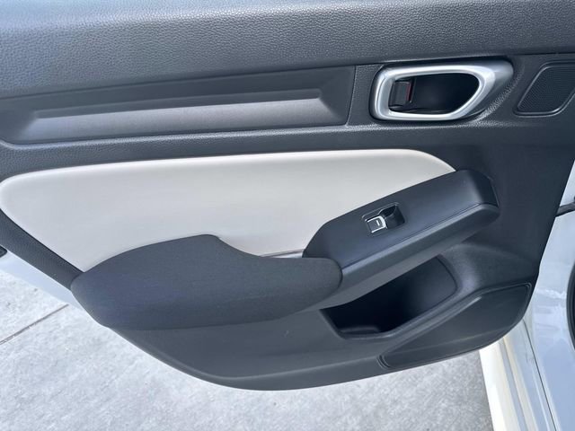 Used 2023 Honda Civic LX image 9