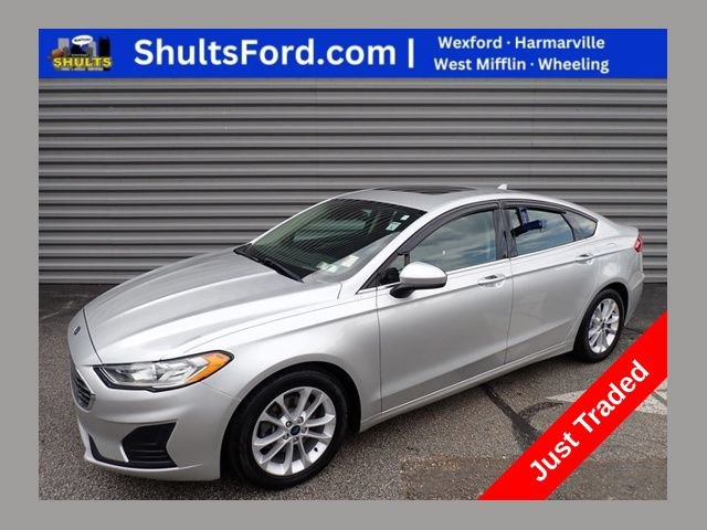 Used 2019 Ford Fusion SE FWD image 1