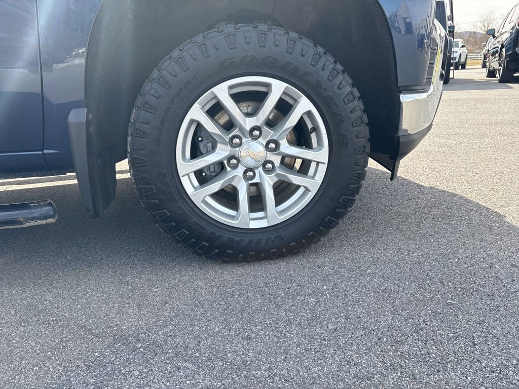 Used 2022 Chevrolet Silverado 1500 LT image 20