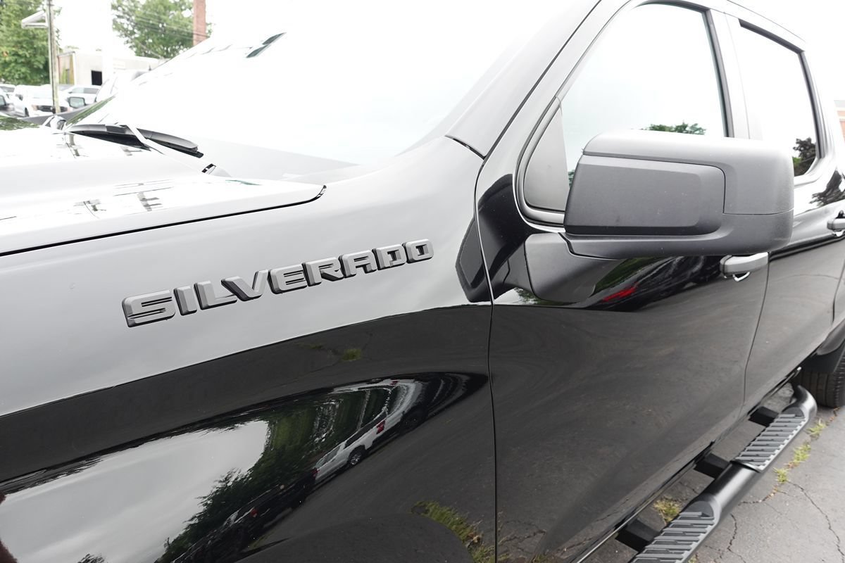 Used 2024 Chevrolet Silverado 1500 Custom AWD/4WD image 7
