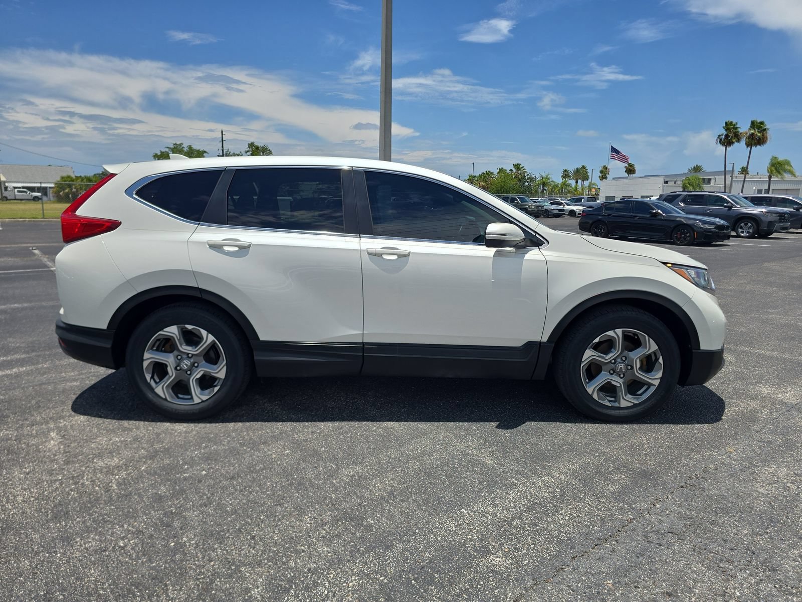 Used 2017 Honda CR-V EX-L image 3