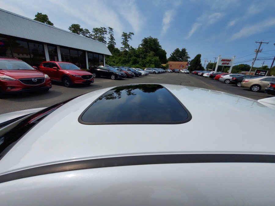 Used 2014 Acura ILX w/ Technology Package FWD image 16