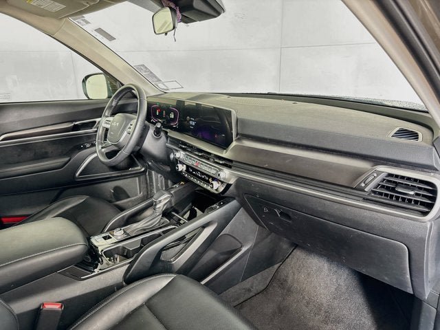 Certified 2023 Kia Telluride S w/ S Sunroof Package AWD/4WD image 30