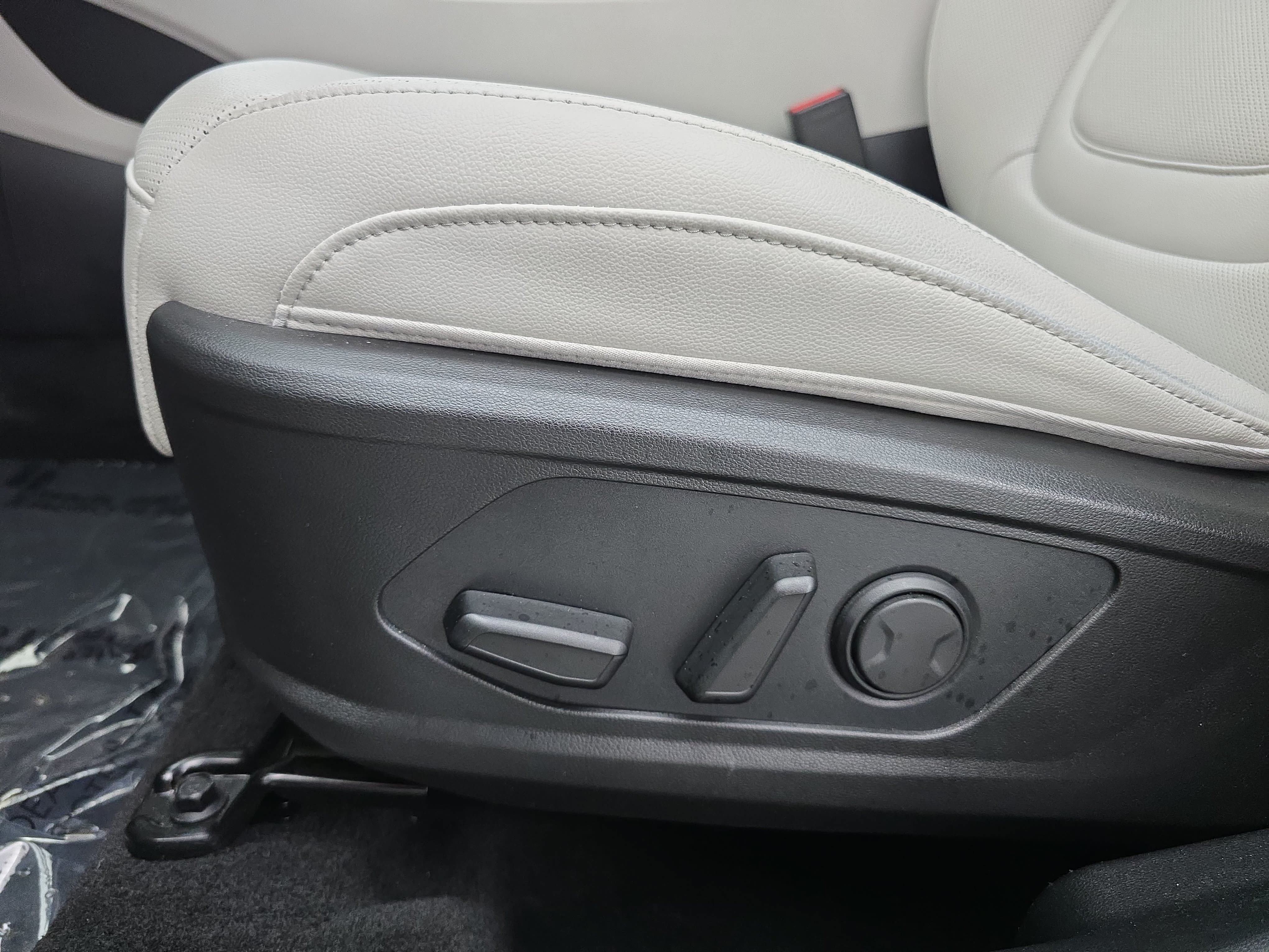 Used 2023 Hyundai Tucson SEL w/ Convenience Package FWD image 28
