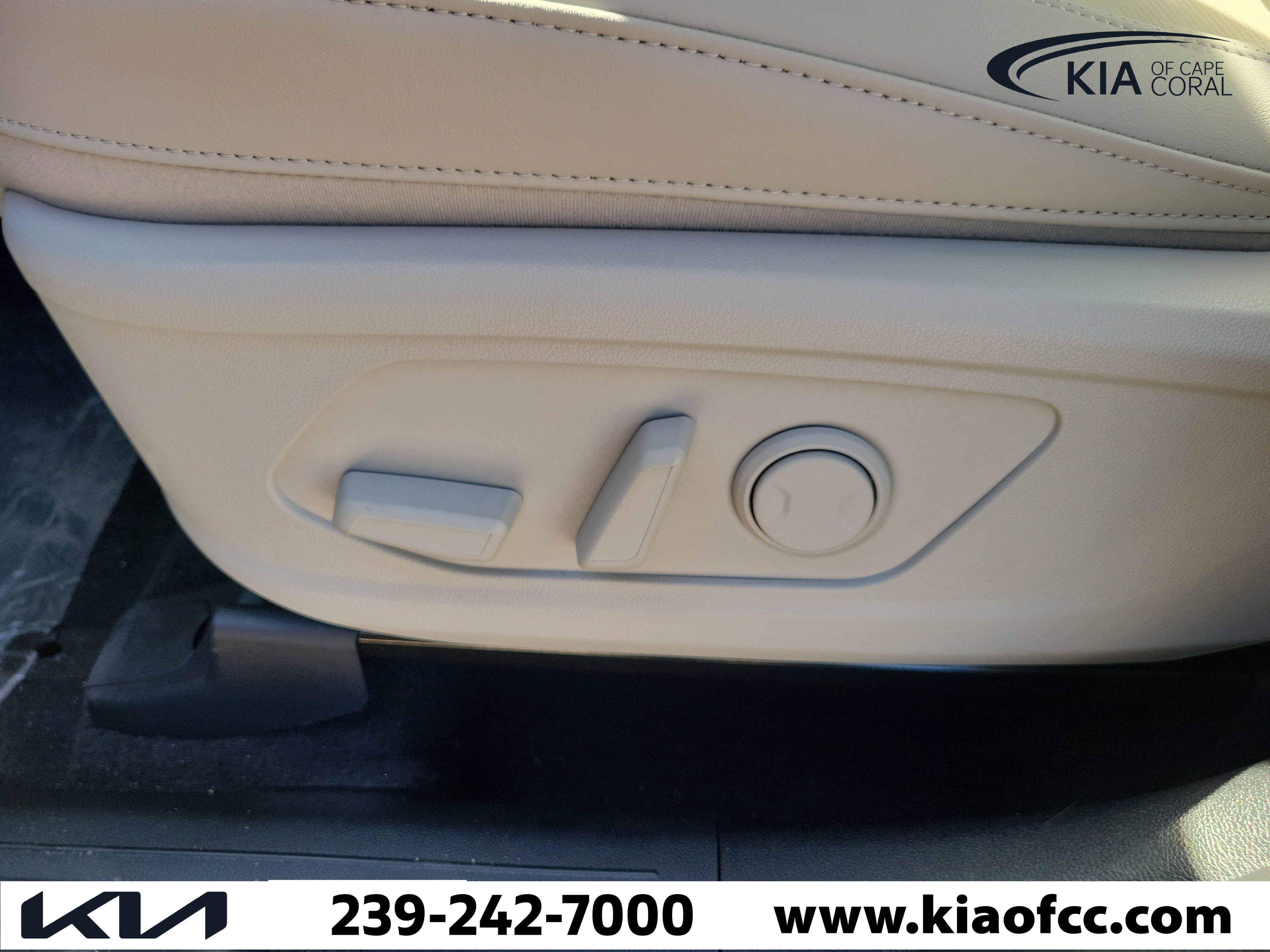 New 2026 Kia Sorento S w/ S Panoramic Sunroof Package FWD image 20